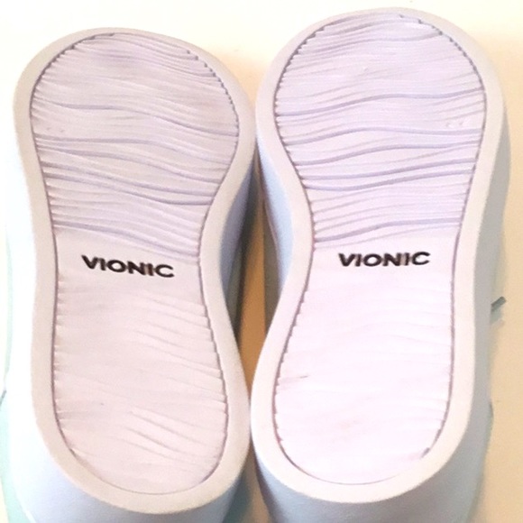 Vionic Mint Green, Mist Suede Sneakers. - Picture 9 of 16